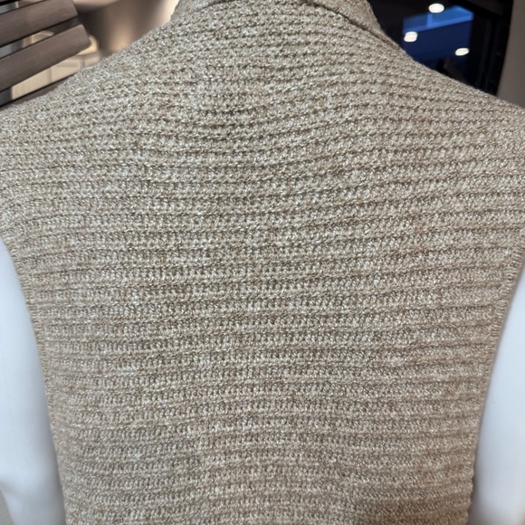 Women's Oatmeal Open-Front Sleeveless Long-Line Cardigan - Picture 4 of 6